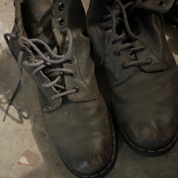 Dr. Martens Shoes - Dr. Martens Dark Gray green Leather combat lace up Boots